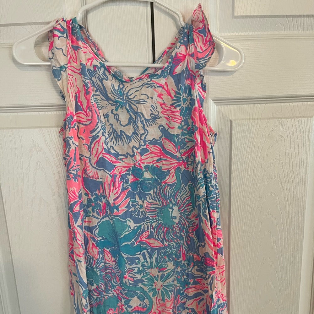 Girls Lilly dress pink blue white very casual smoke free cat free home
